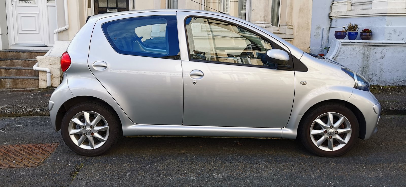 TOYOTA AYGO 1.0 VVTI PLATINUM (AUTOMATIC)