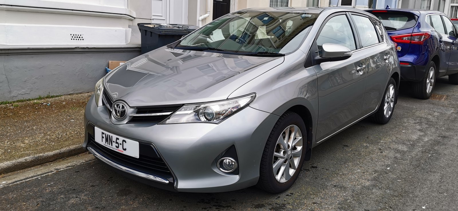 TOYOTA AURIS 1.6 ICON V-MATIC MULTIDRIVE S (Automatic)