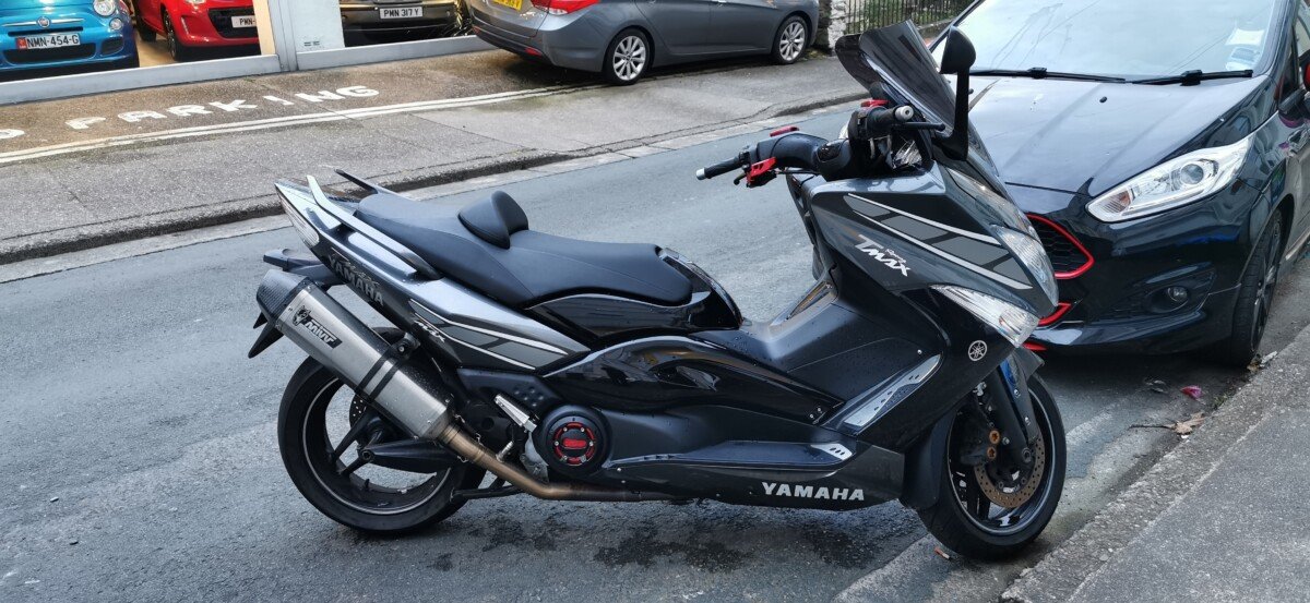 YAMAHA TMAX 500 **ONLY 5,600 miles**